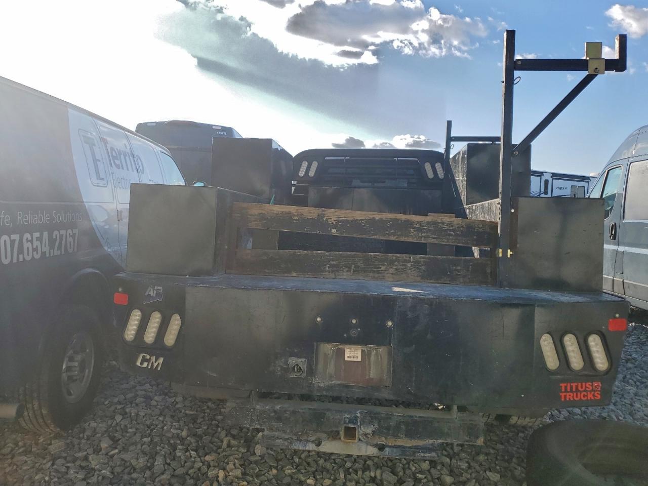 Ford F-350 Super Duty Image 5