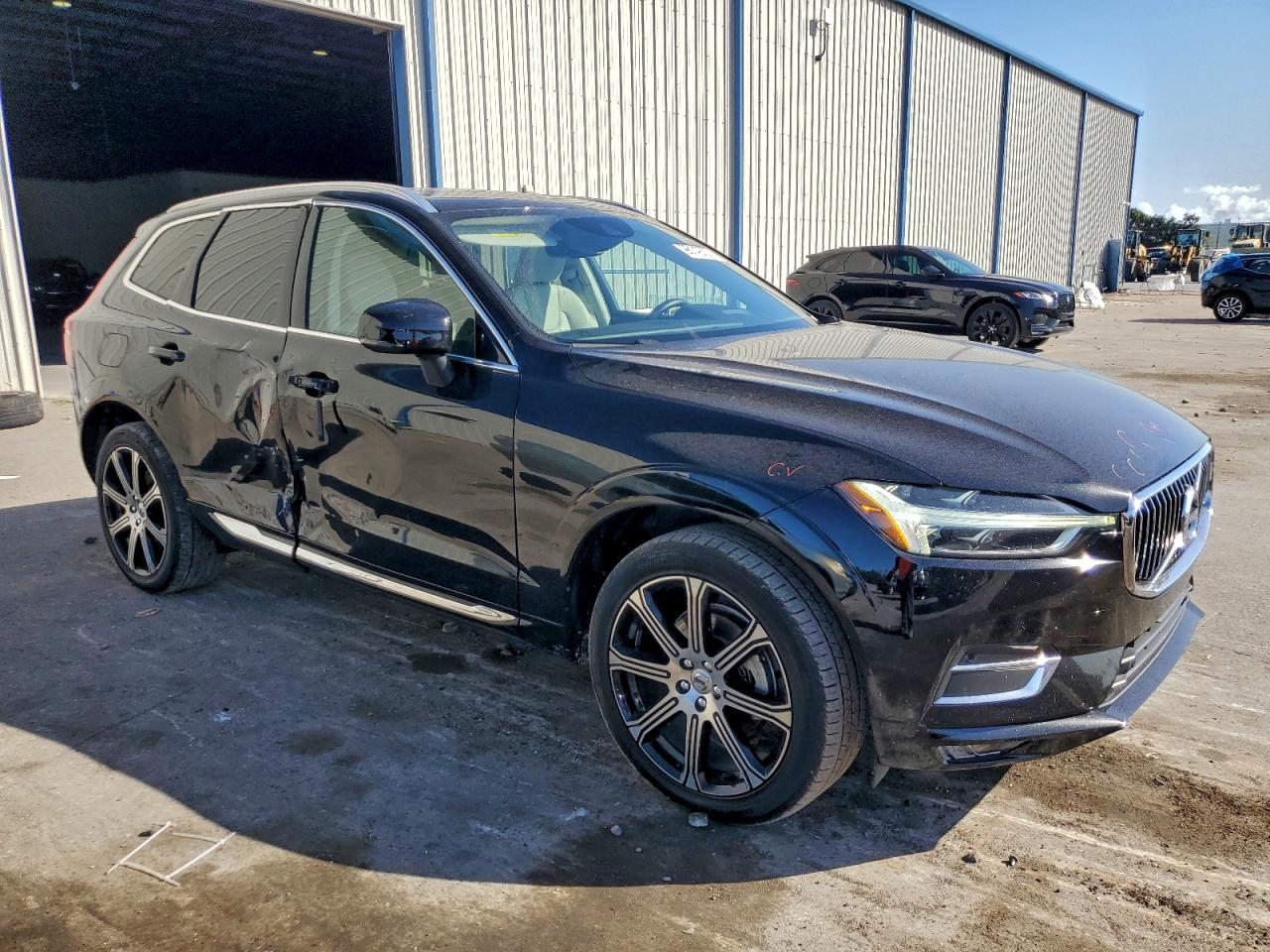 Volvo XC60 T5 Inscription Image 2