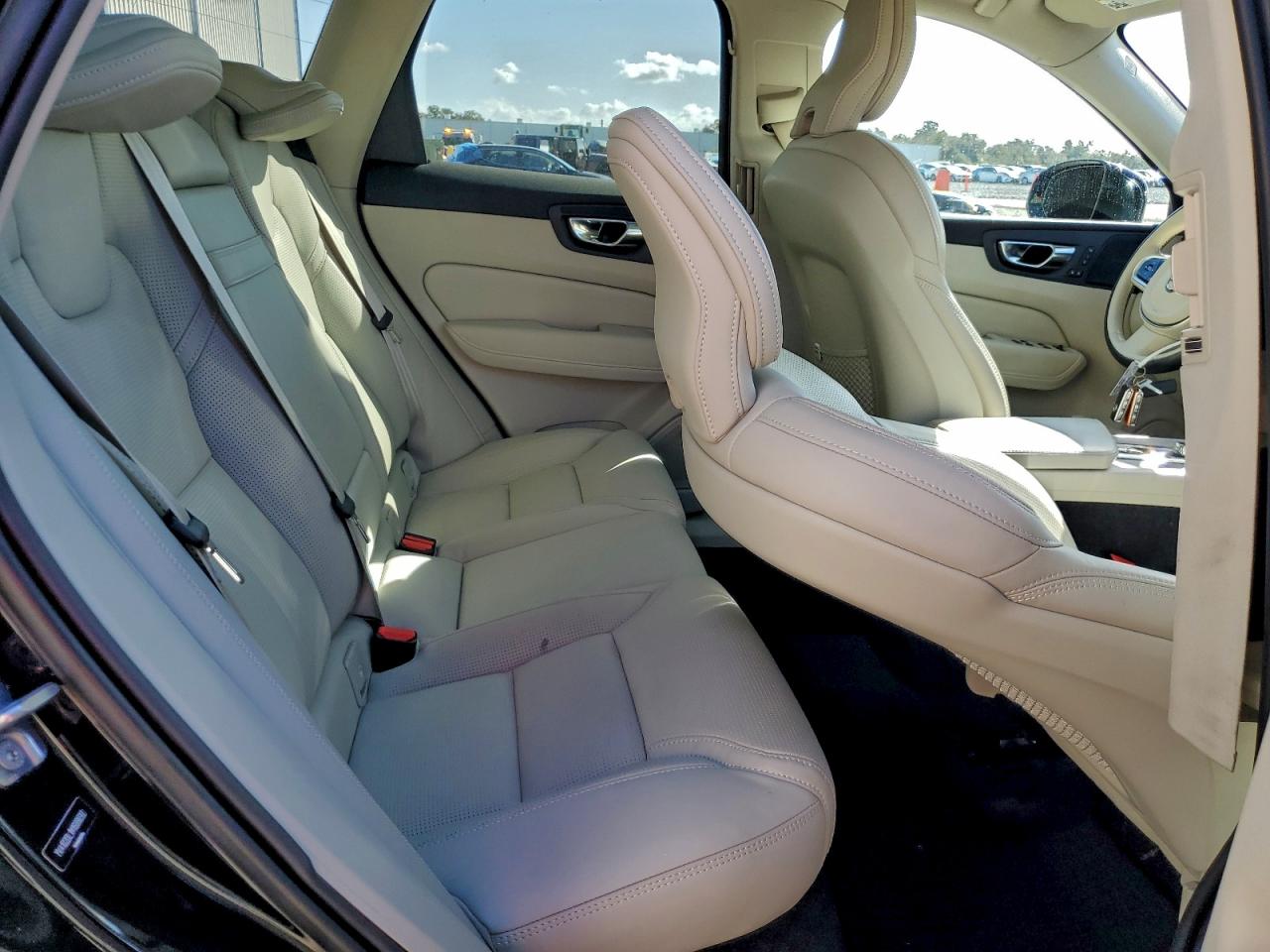 Volvo XC60 T5 Inscription Image 7