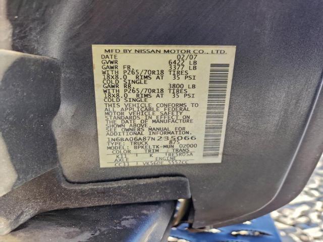 Nissan Titan Xe Image 8