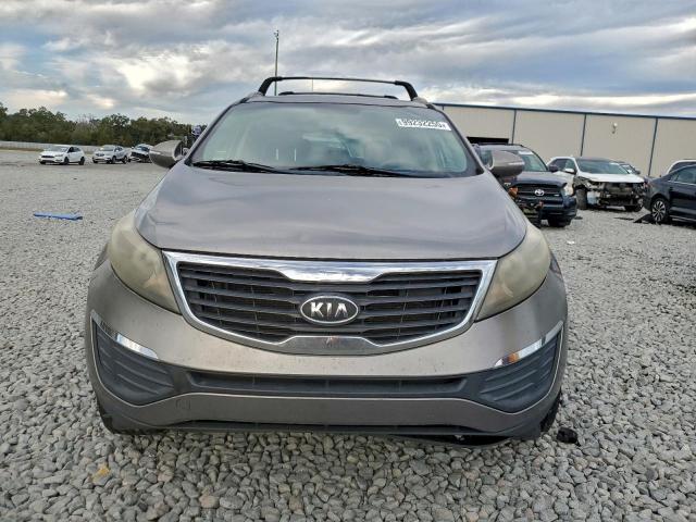 Kia Sportage Base Image 2