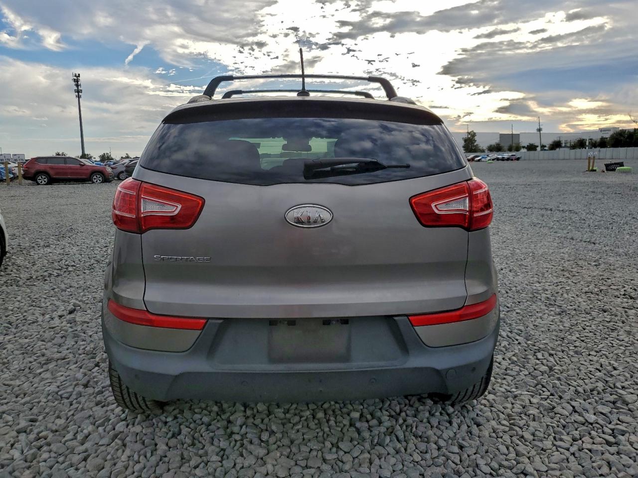 Kia Sportage Base Image 5