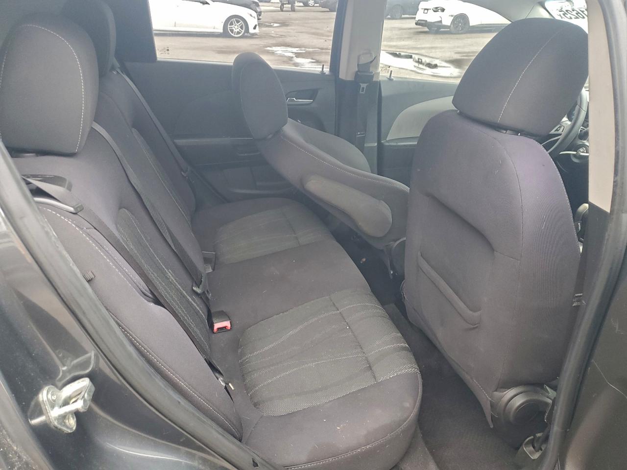 Chevrolet Sonic Lt Image 11