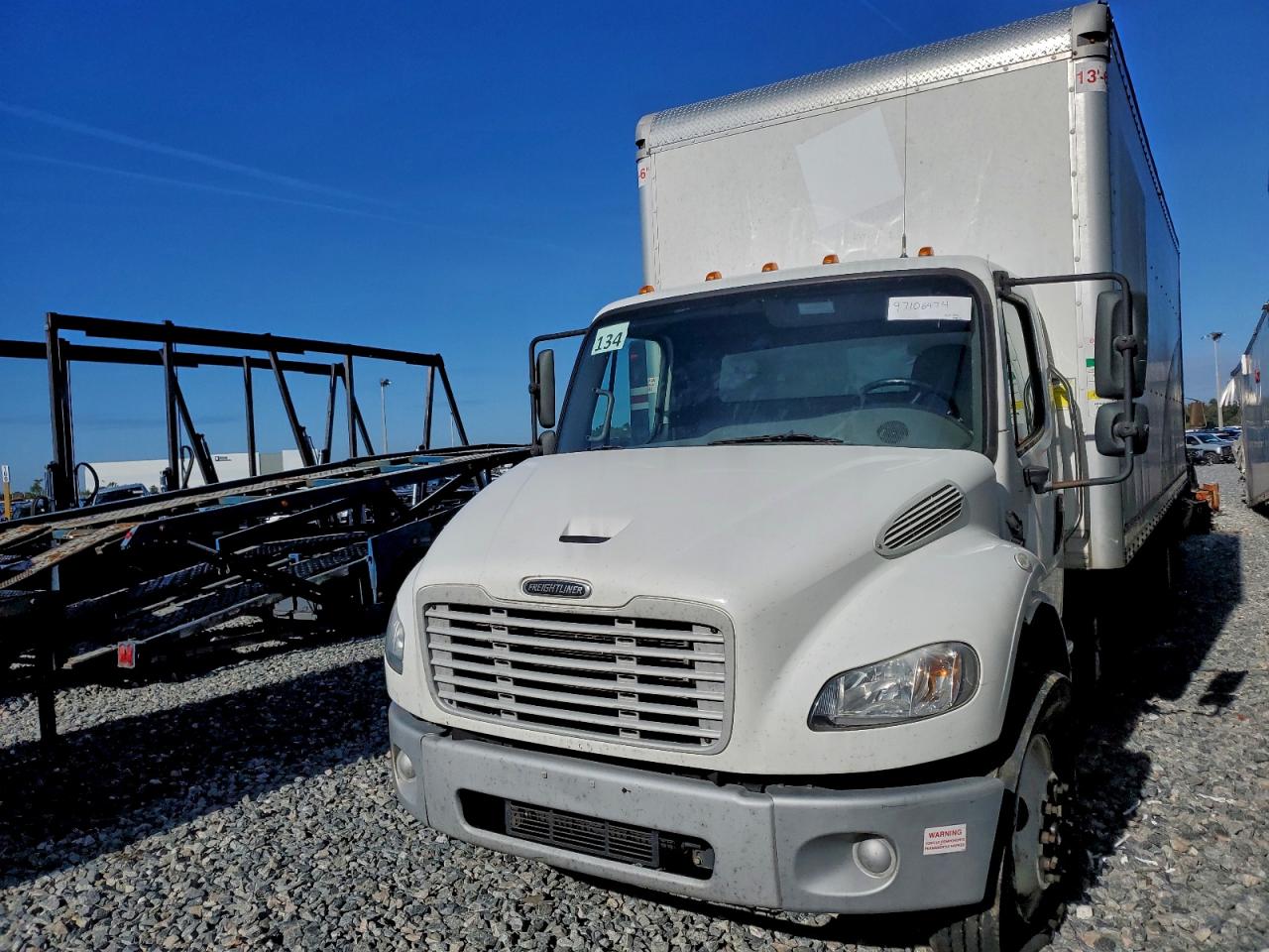 Freightliner M2 106 Medium Duty Image 1