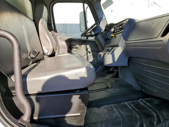 Freightliner M2 106 Medium Duty Image 11