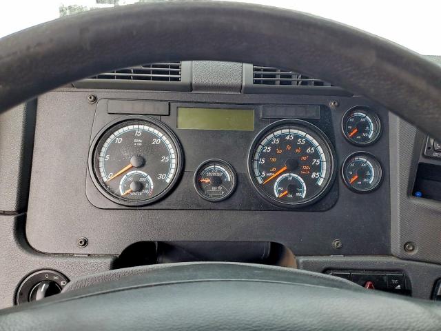 Freightliner Cascadia 1 Image 2