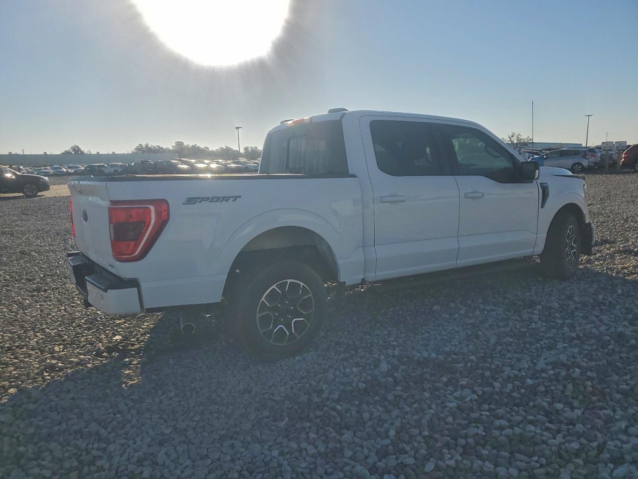 Ford F-150 Supercrew Image 7