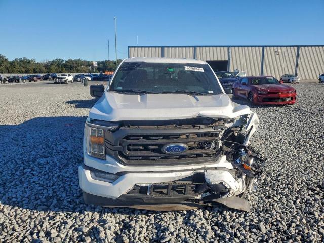 Ford F-150 Supercrew Image 3