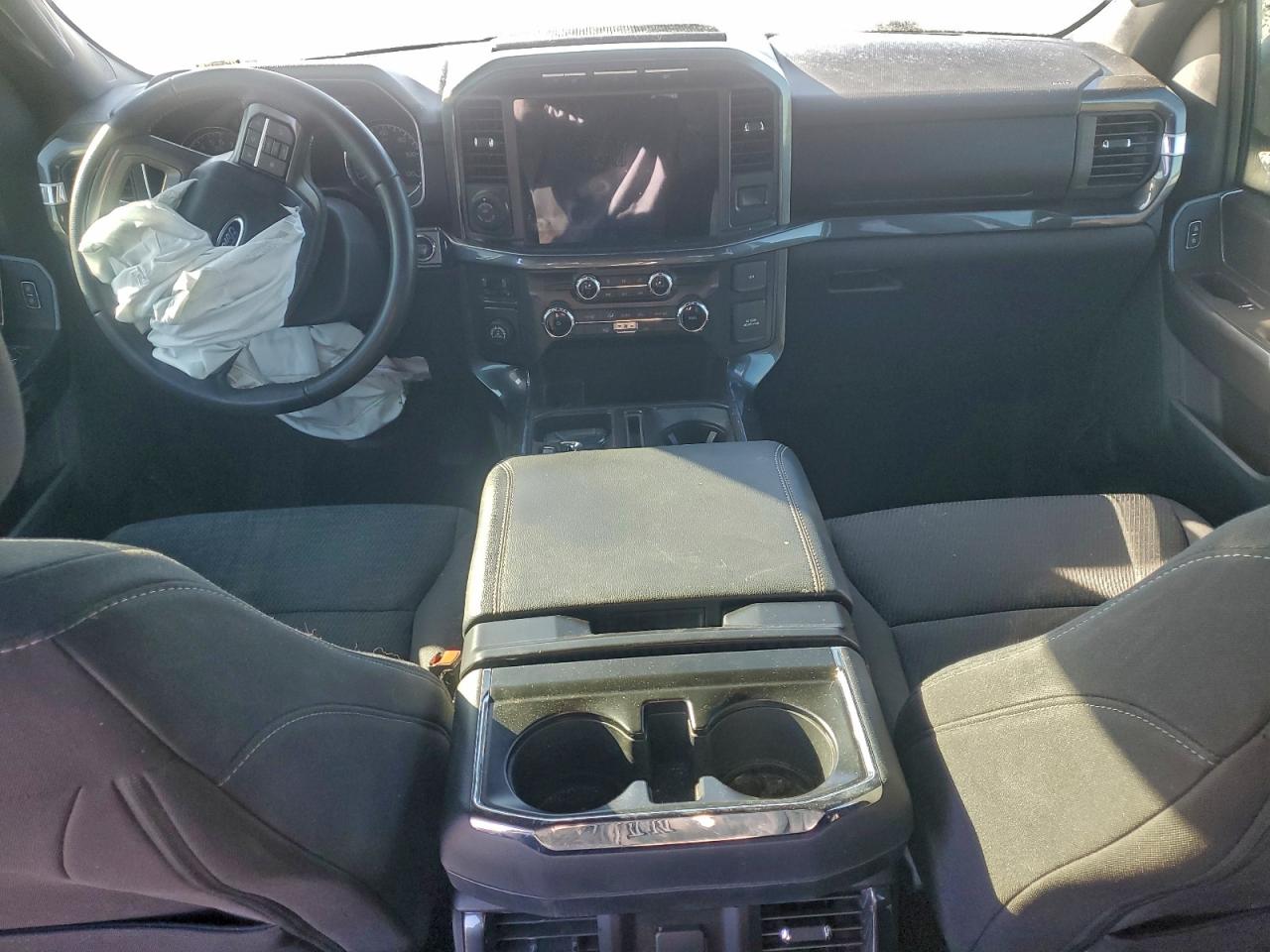 Ford F-150 Supercrew Image 2