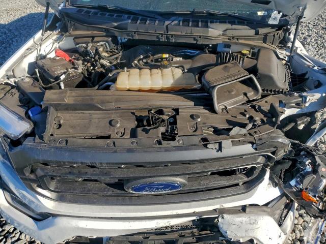 Ford F-150 Supercrew Image 11