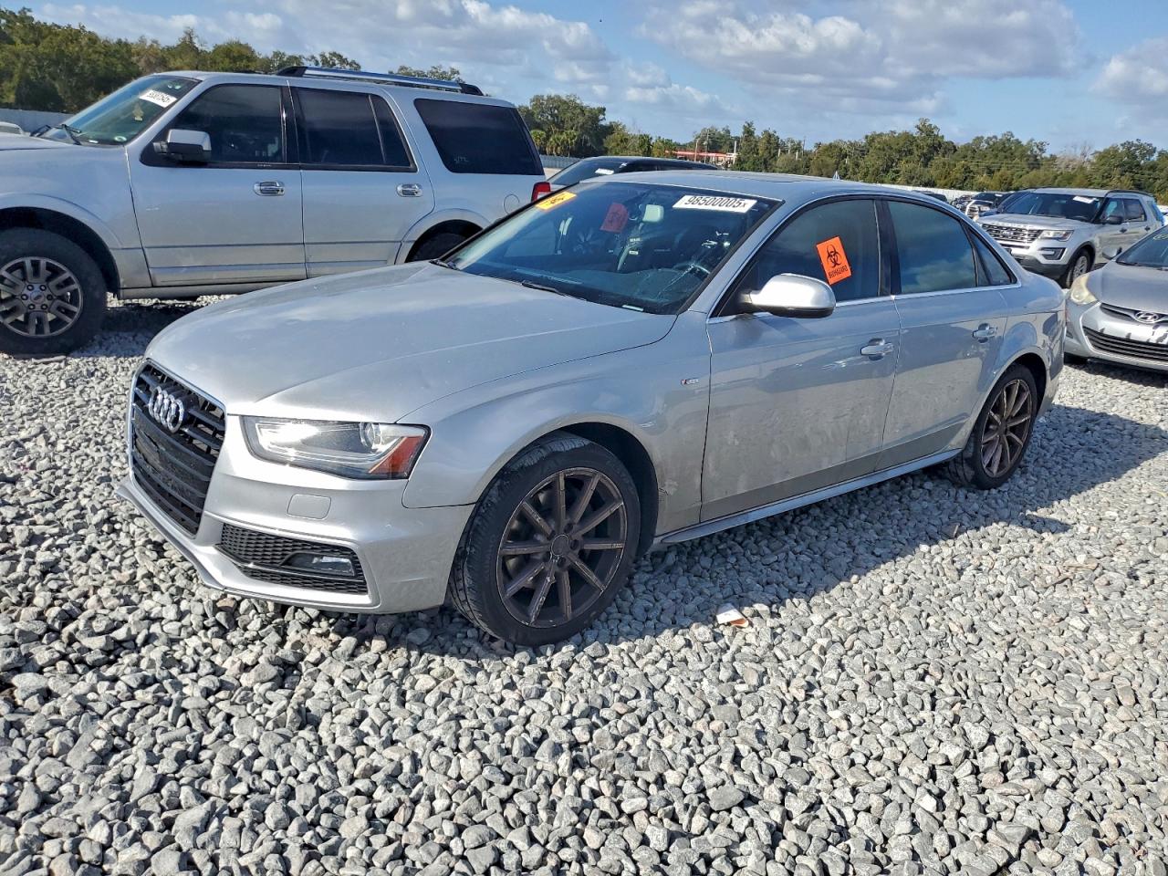 Audi A4 Premium Image 1