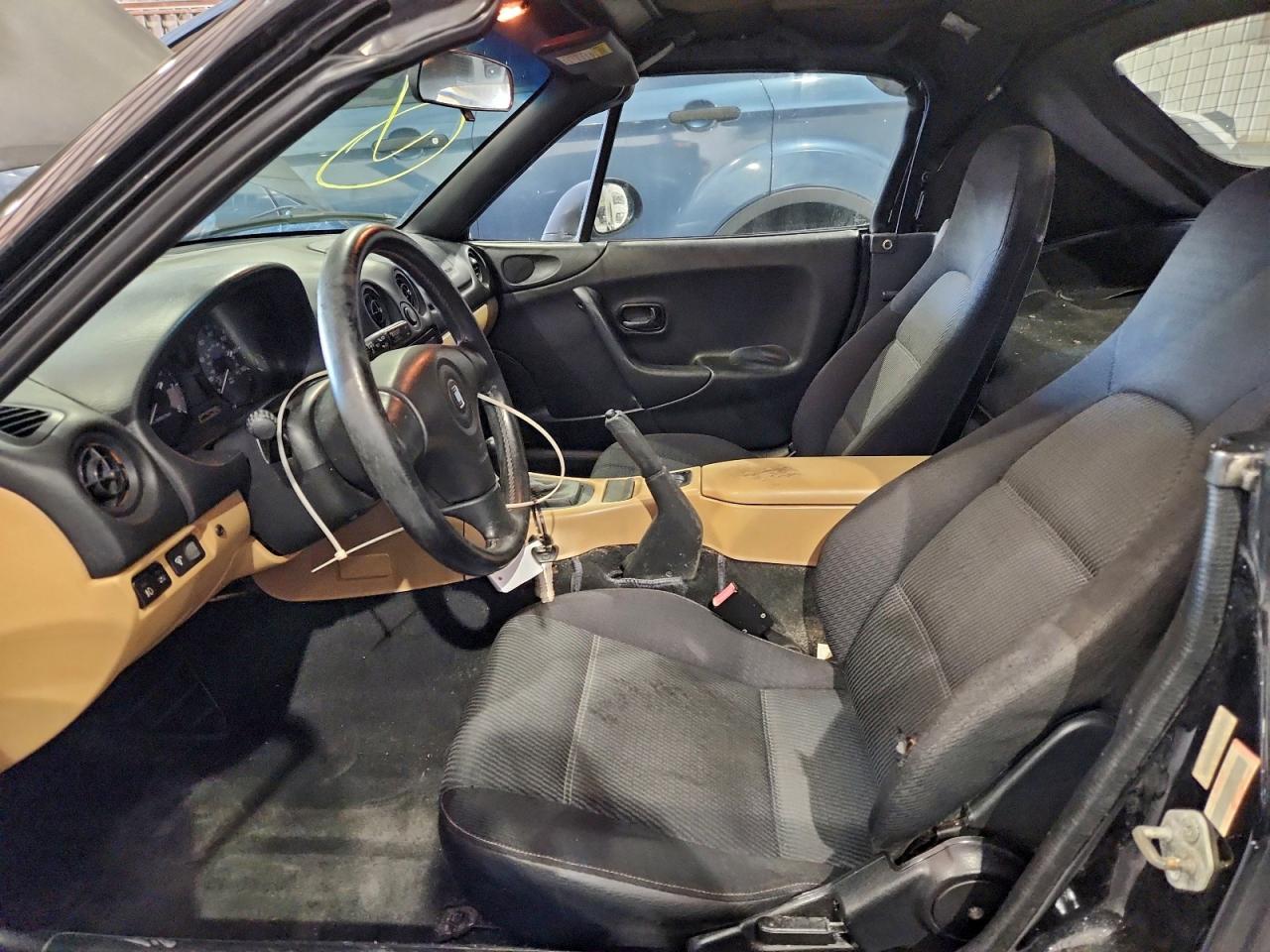 Mazda Mx5 Base Image 10