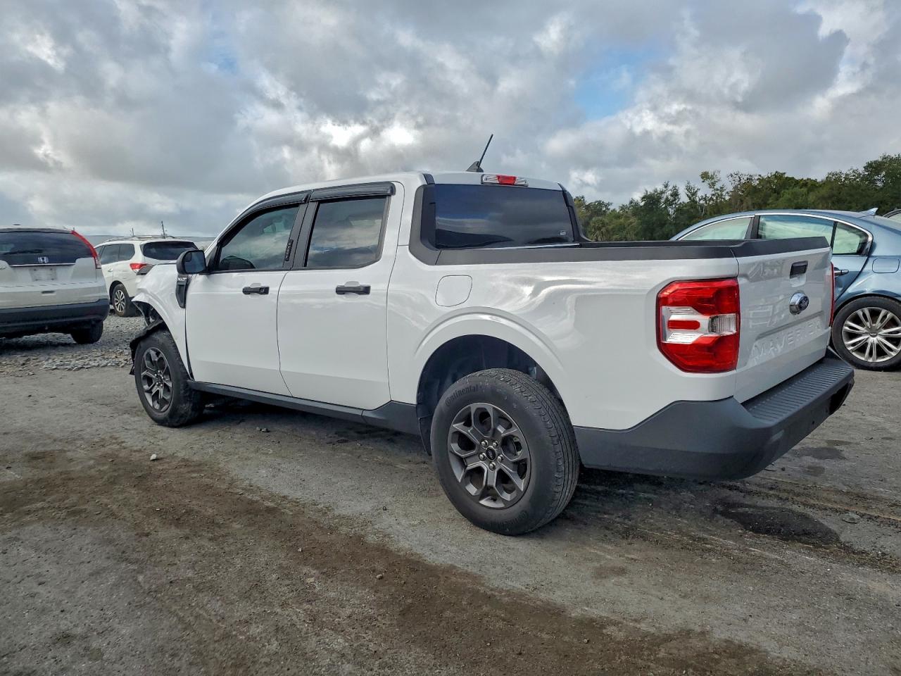 Ford Maverick Xl Image 12