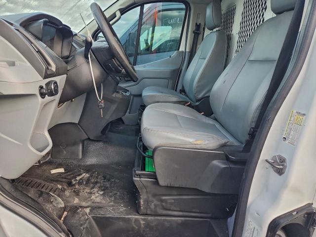 Ford Transit T-150 Image 9