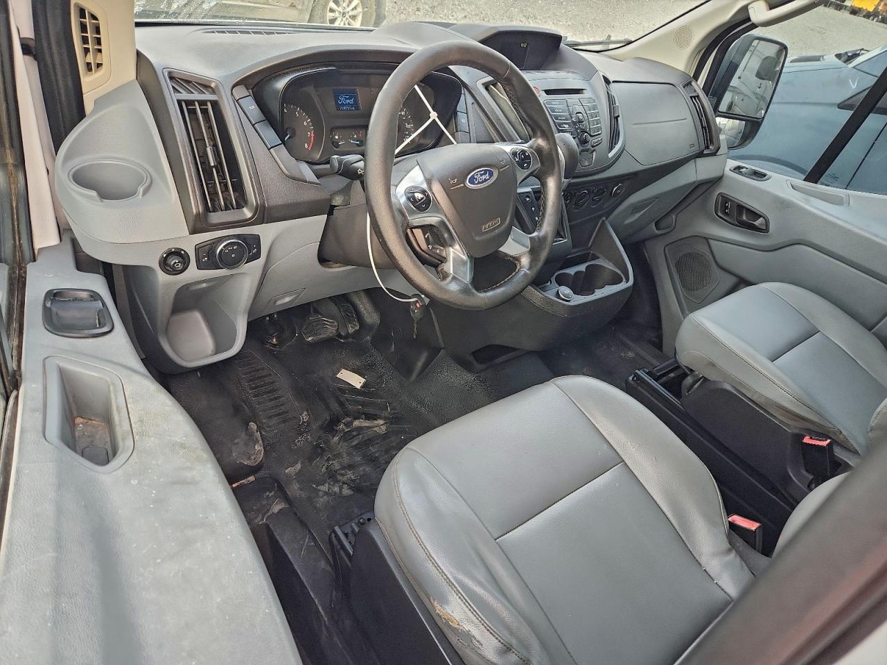 Ford Transit T-150 Image 5