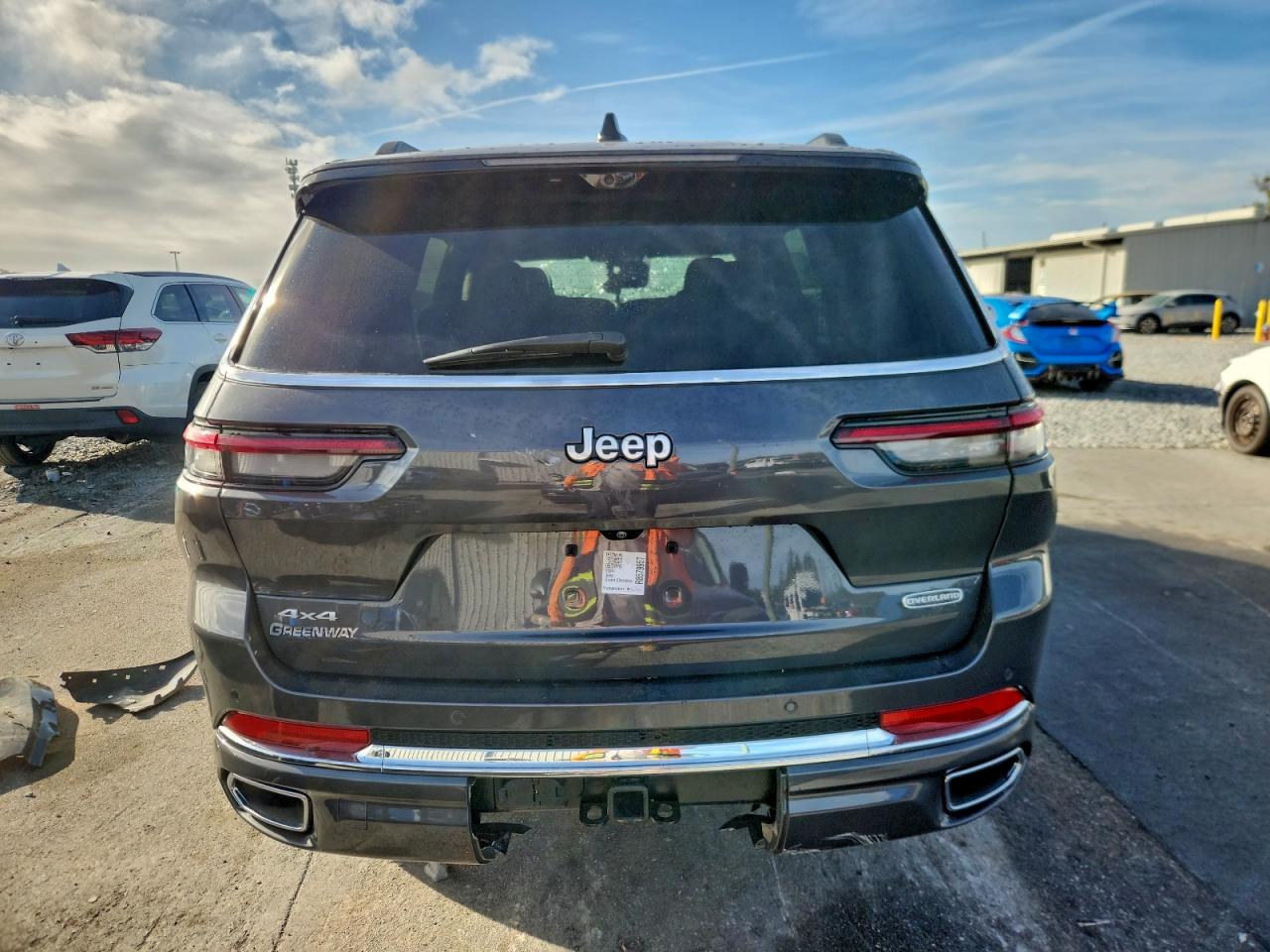 Jeep Grand Cherokee L Overland Image 10