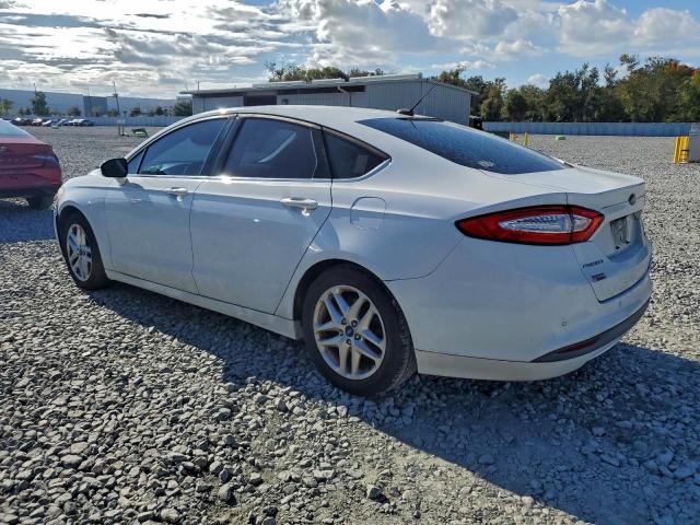 Ford Fusion Se Image 2