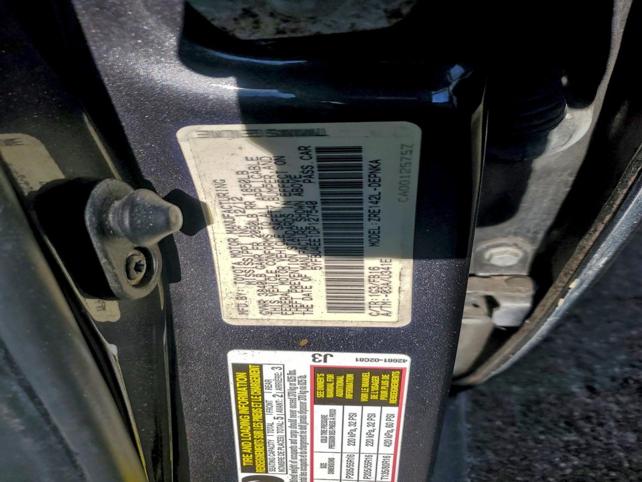 Toyota Corolla Base Image 10