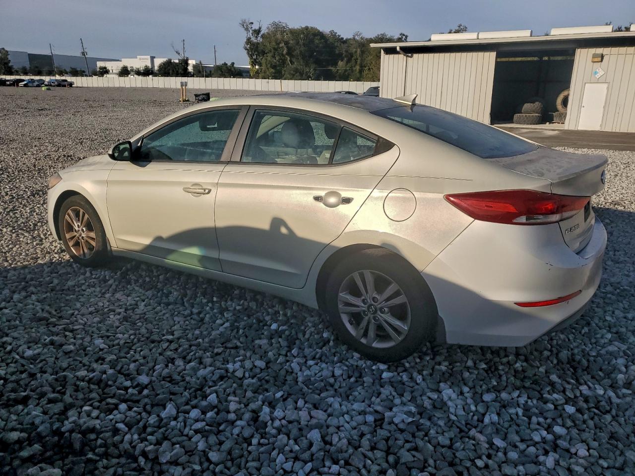 Hyundai ELANTRA Se Image 3