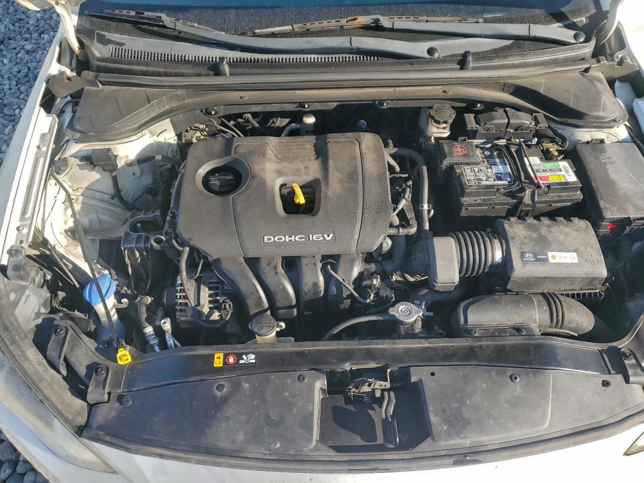 Hyundai ELANTRA Se Image 7