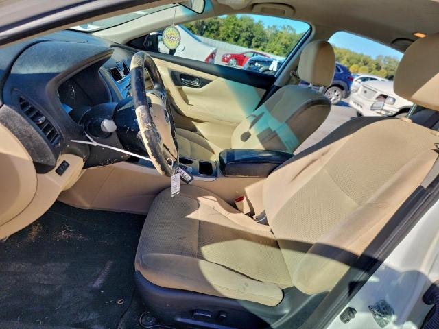 Nissan Altima 2.5 Image 13