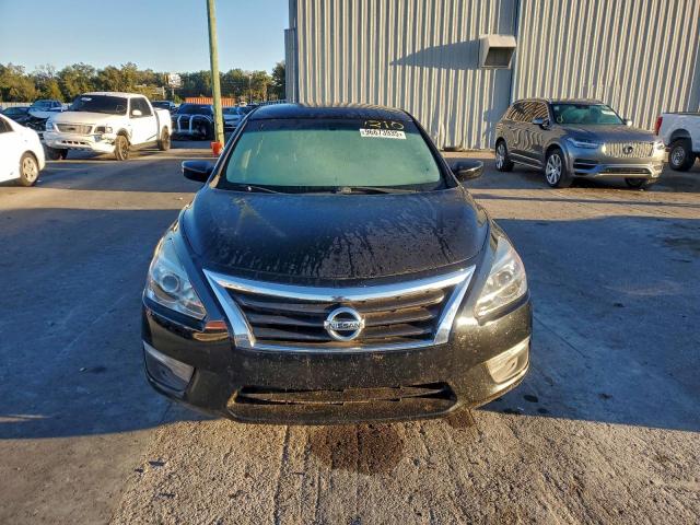 Nissan Altima 2.5 Image 4