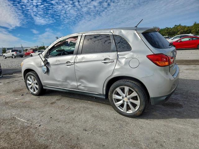 Mitsubishi Outlander Es Image 4