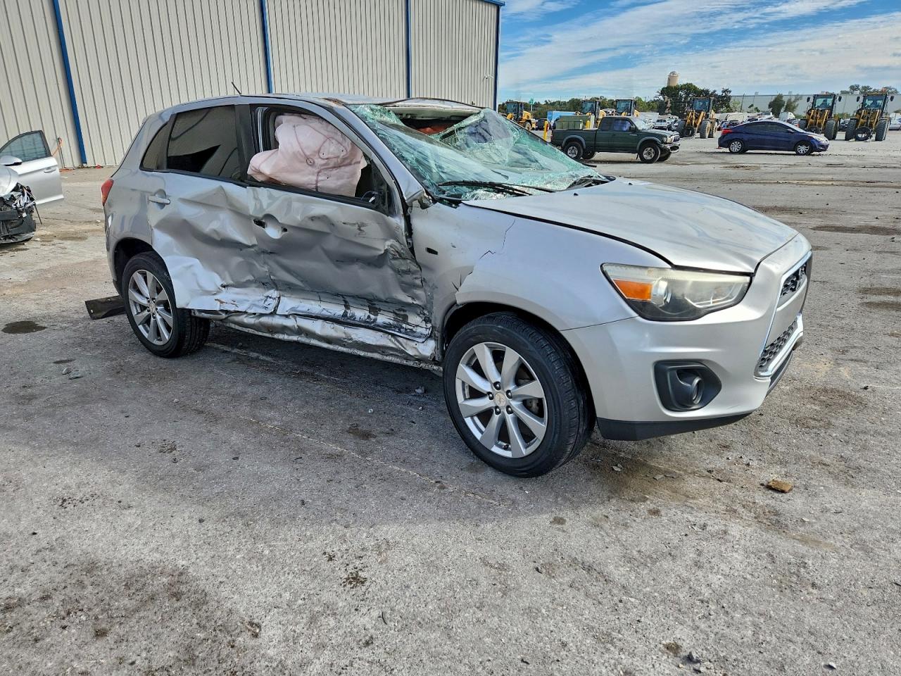 Mitsubishi Outlander Es Image 11