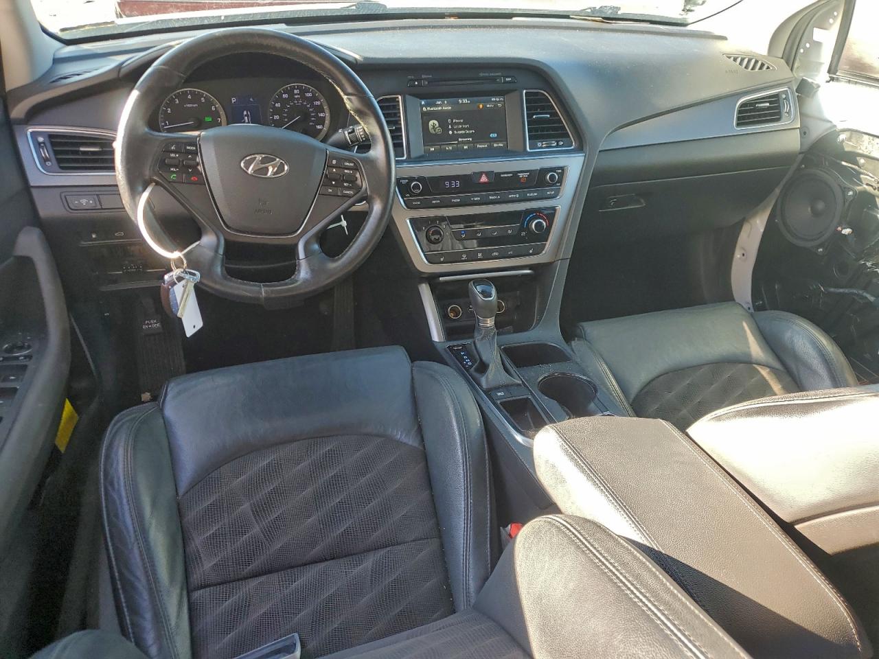 Hyundai SONATA Sport Image 3