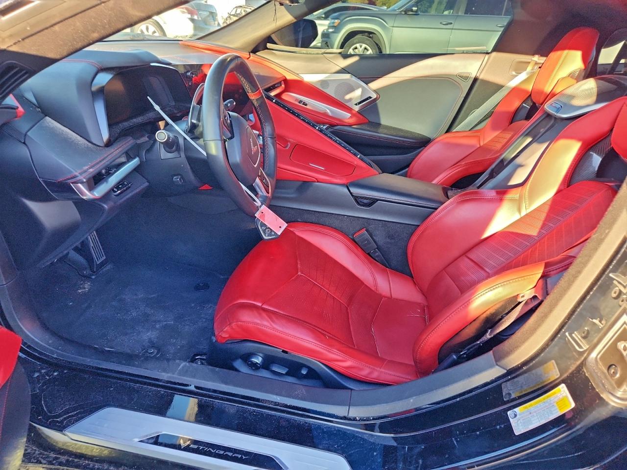 Chevrolet Corvette Stingray 2lt Image 2