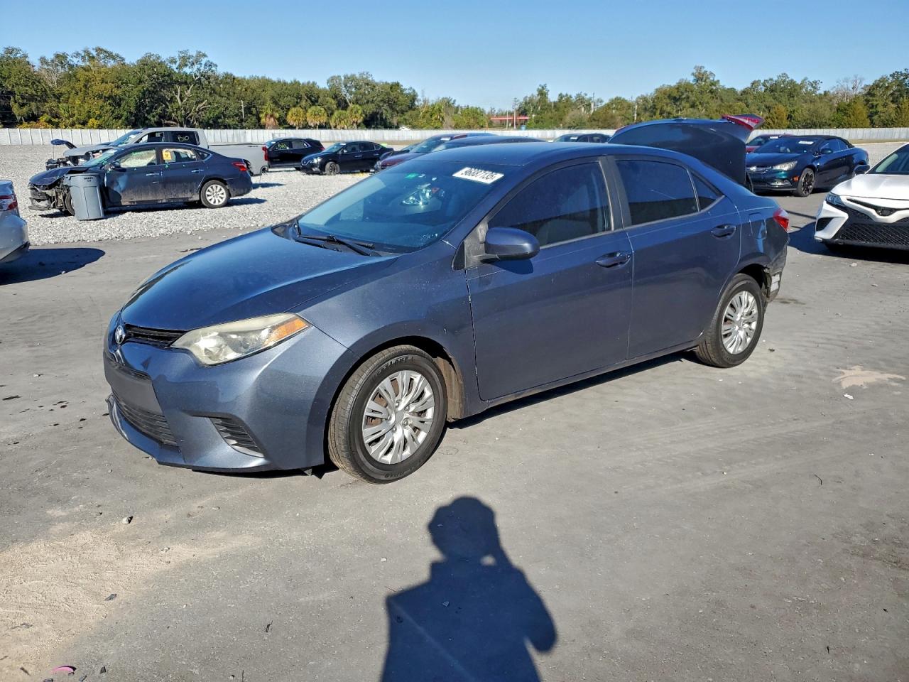 Toyota Corolla L Image 1