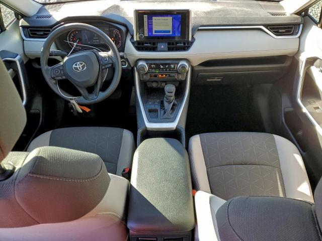 Toyota RAV4 Xle Image 5