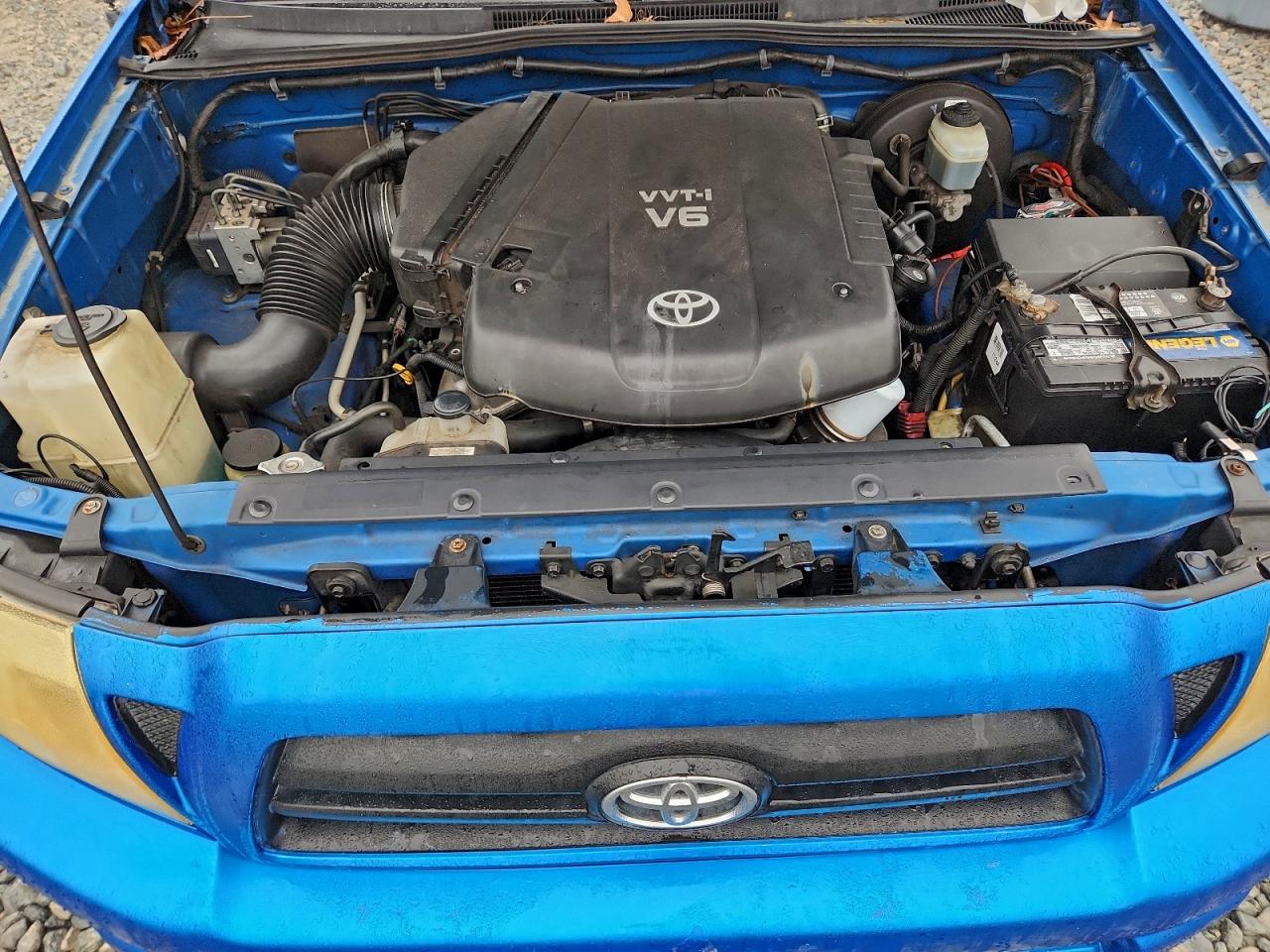 Toyota Tacoma Prerunner Access Cab Image 5