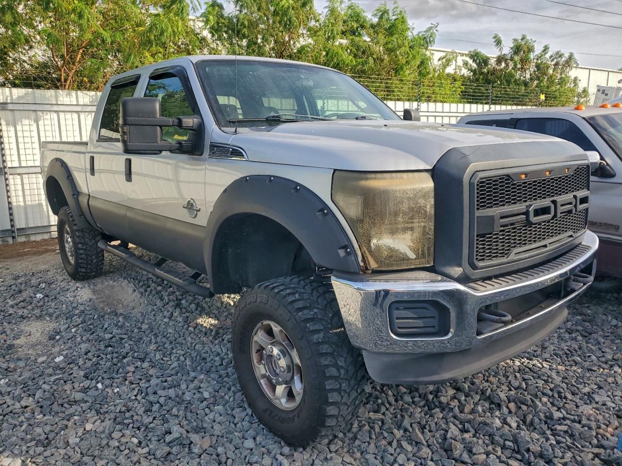 Ford F-250 Super Duty Image 2