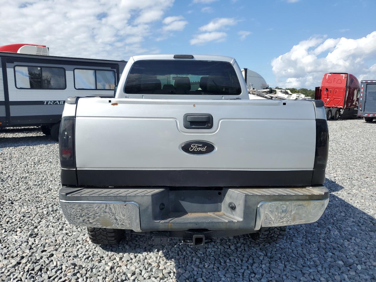 Ford F-250 Super Duty Image 3