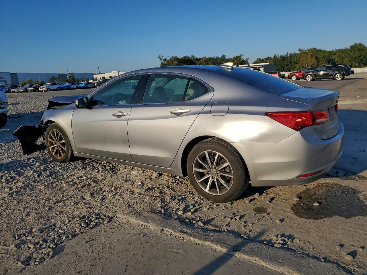 Acura TLX Image 3