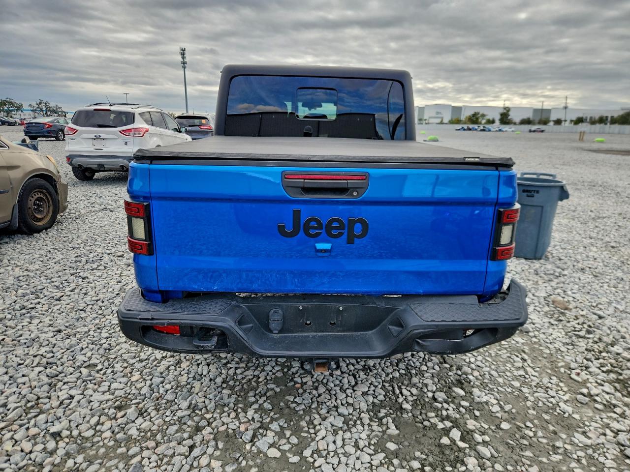 Jeep Gladiator Sport Image 6