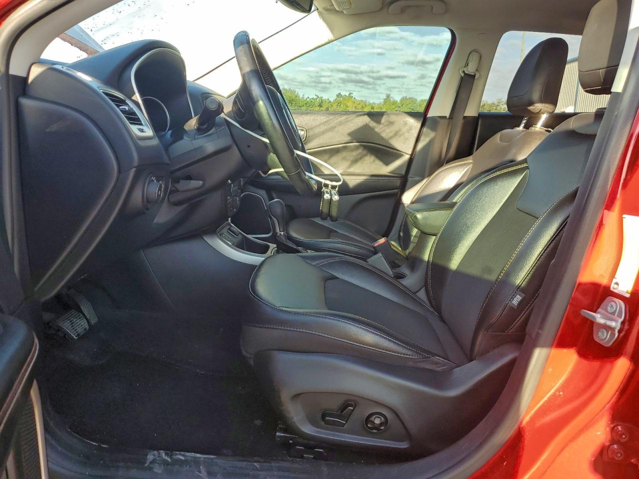 Jeep Compass Latitude Image 12