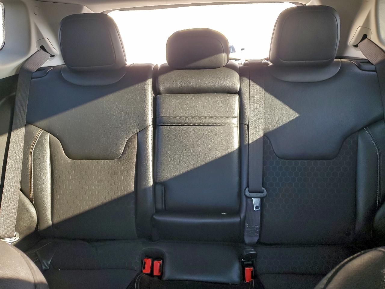 Jeep Compass Latitude Image 8