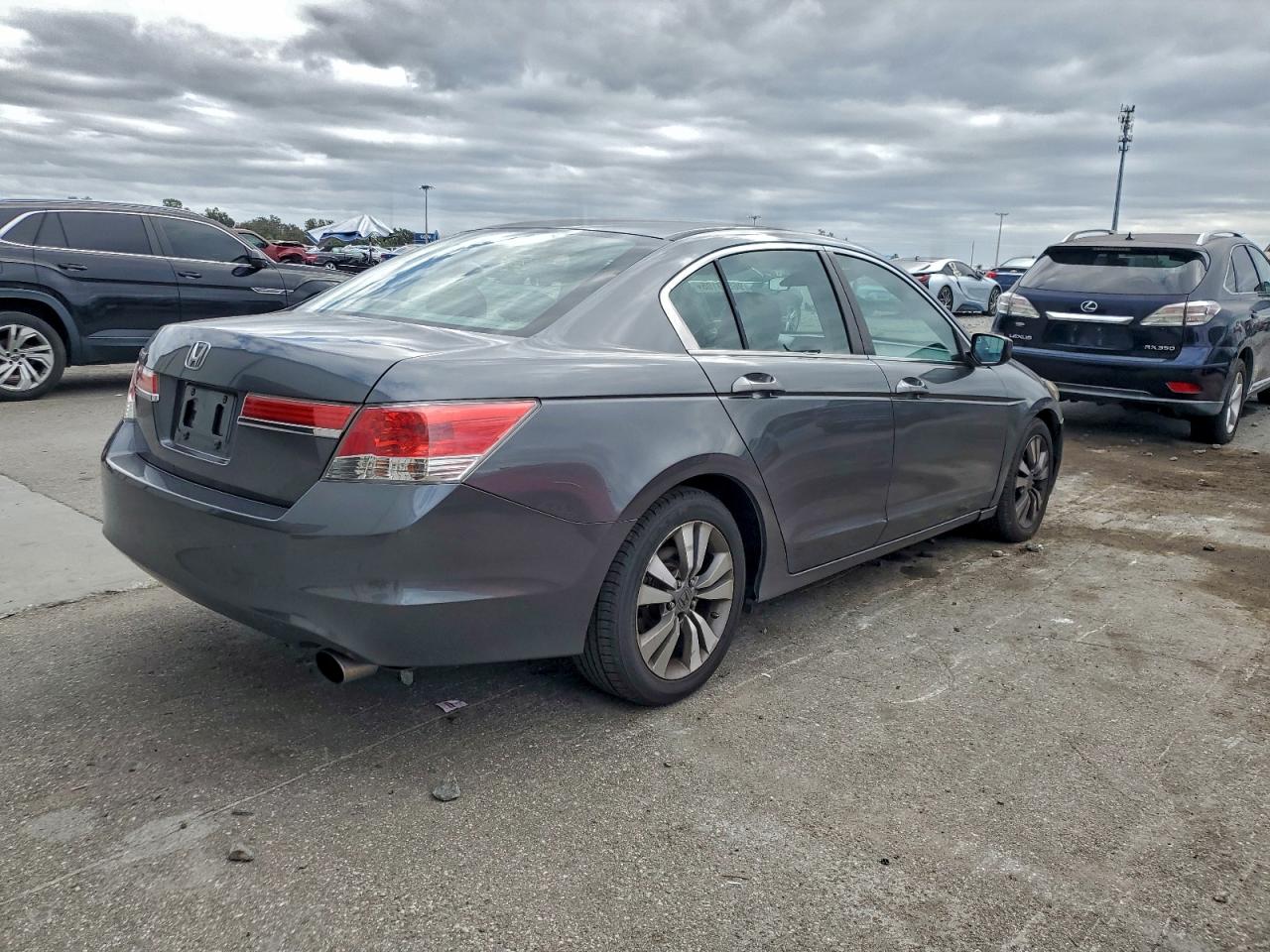 Honda Accord Lx Image 2