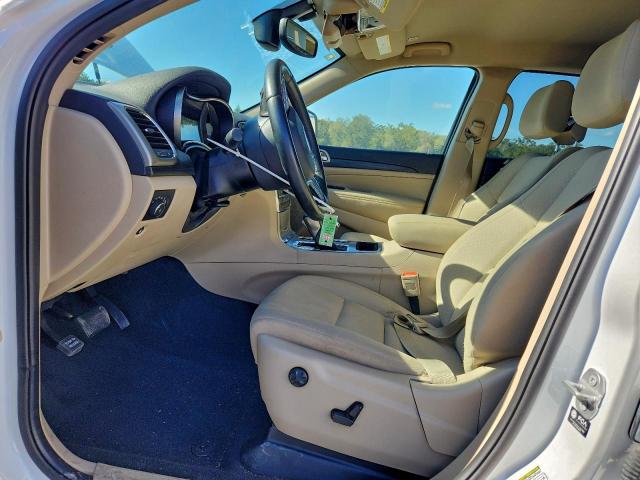 Jeep Grand Cherokee Laredo E Image 6