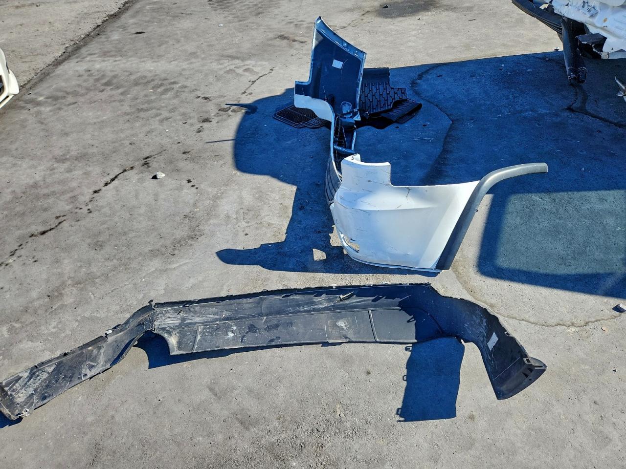 Jeep Grand Cherokee Laredo E Image 8