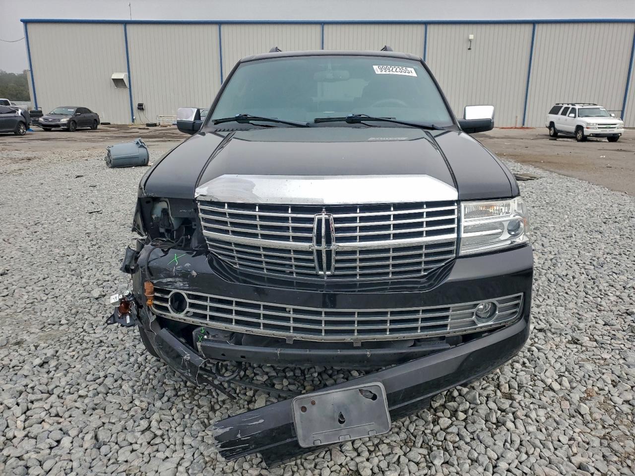 Lincoln Navigator Image 4