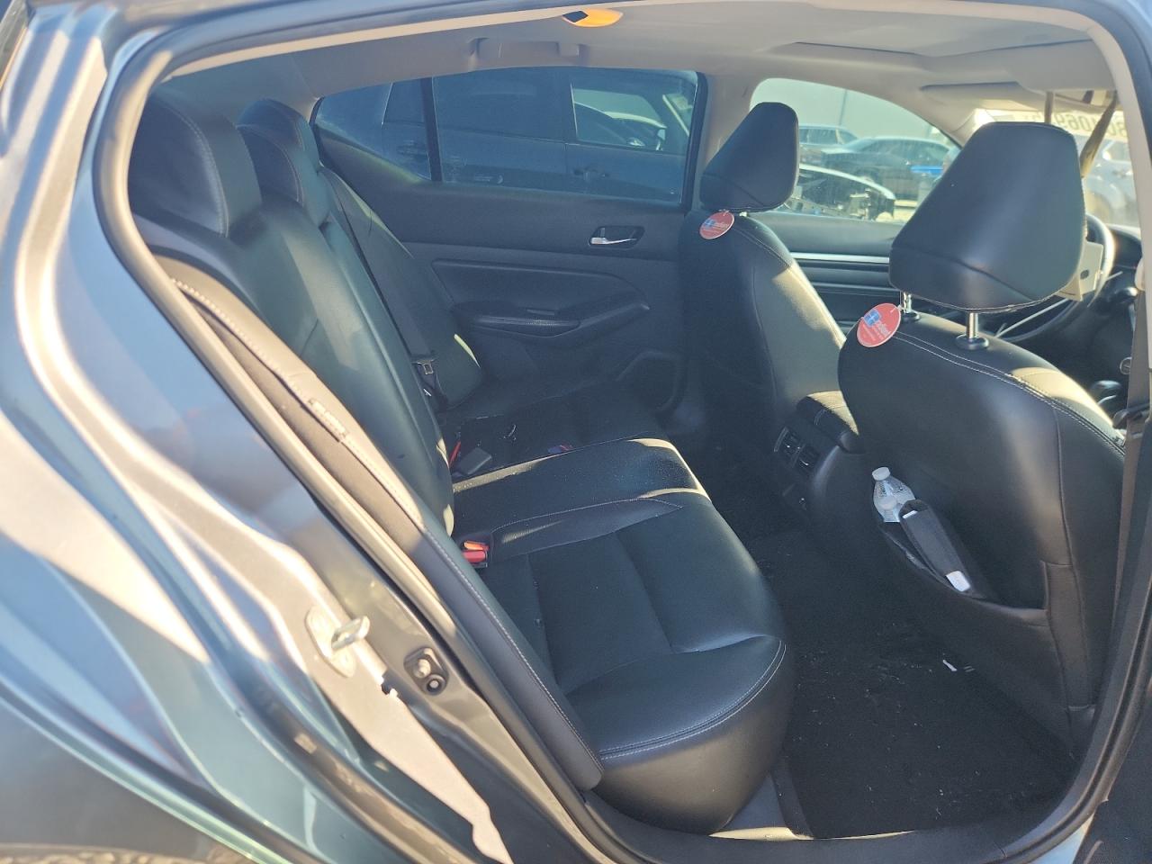 Nissan Altima Sl Image 9