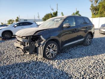  Salvage Mitsubishi Outlander