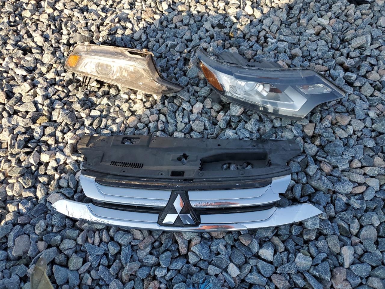 Mitsubishi Outlander Se Image 14