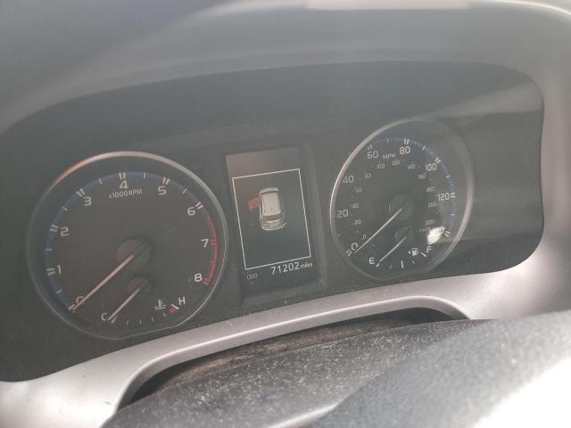 Toyota RAV4 Le Image 7