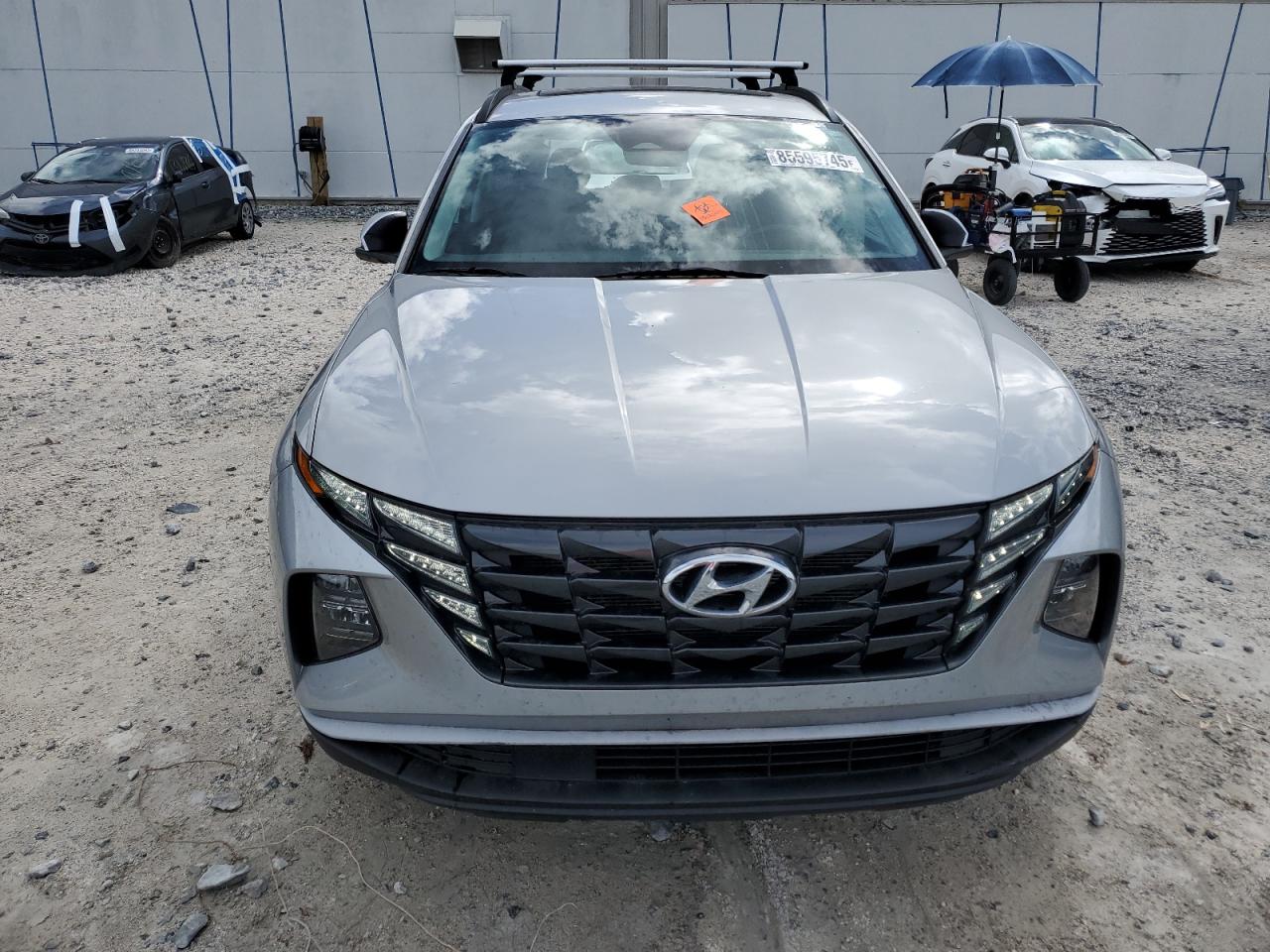 Hyundai TUCSON Sel Image 2