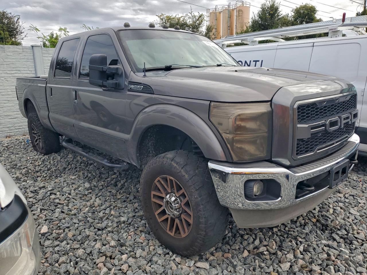 Ford F-350 Super Duty Image 3