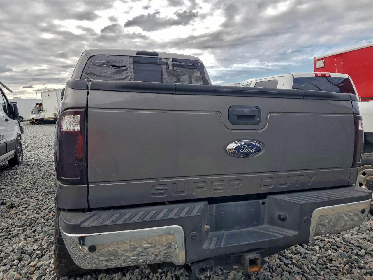 Ford F-350 Super Duty Image 12